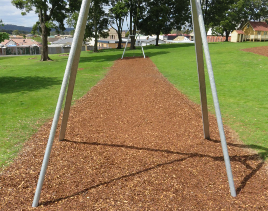 Padgetts Soft fall pine bark for playgrounds meets Australian Standards